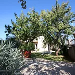 8 Apartman