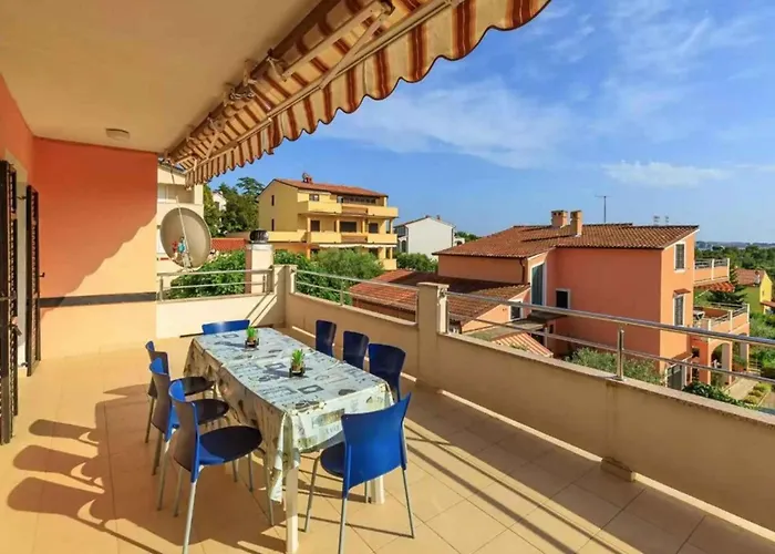 Apartment Apartment Pula 8 *