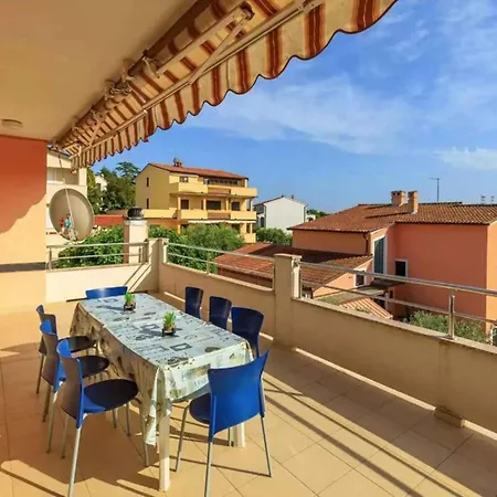 Lägenhet Apartment Pula 8 *